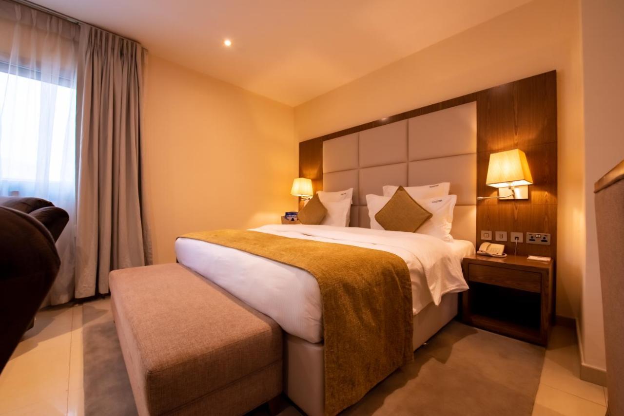 Pyramid Continental Hotel Τζούμπα Εξωτερικό φωτογραφία