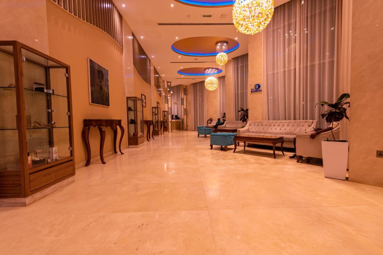 Pyramid Continental Hotel Τζούμπα Εξωτερικό φωτογραφία