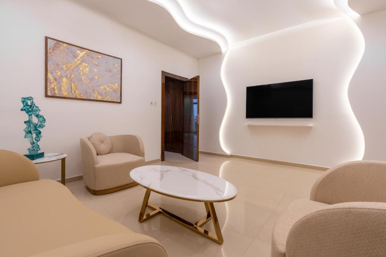 Pyramid Continental Hotel Τζούμπα Εξωτερικό φωτογραφία