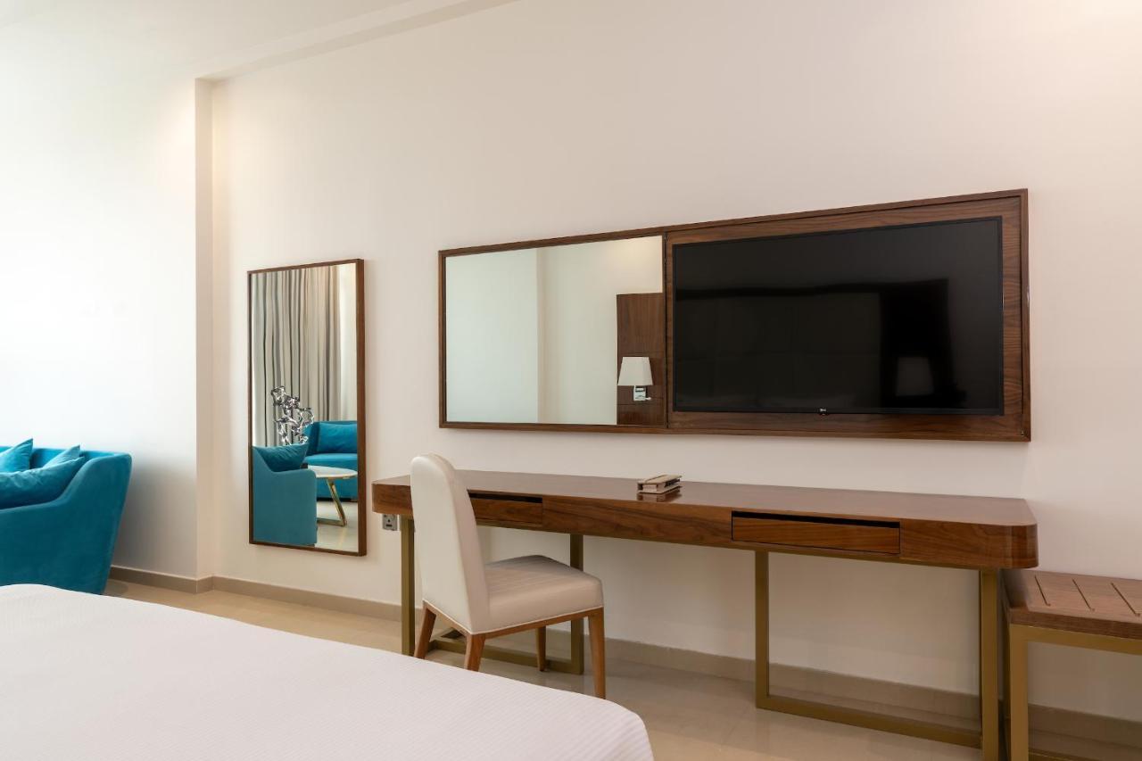 Pyramid Continental Hotel Τζούμπα Εξωτερικό φωτογραφία