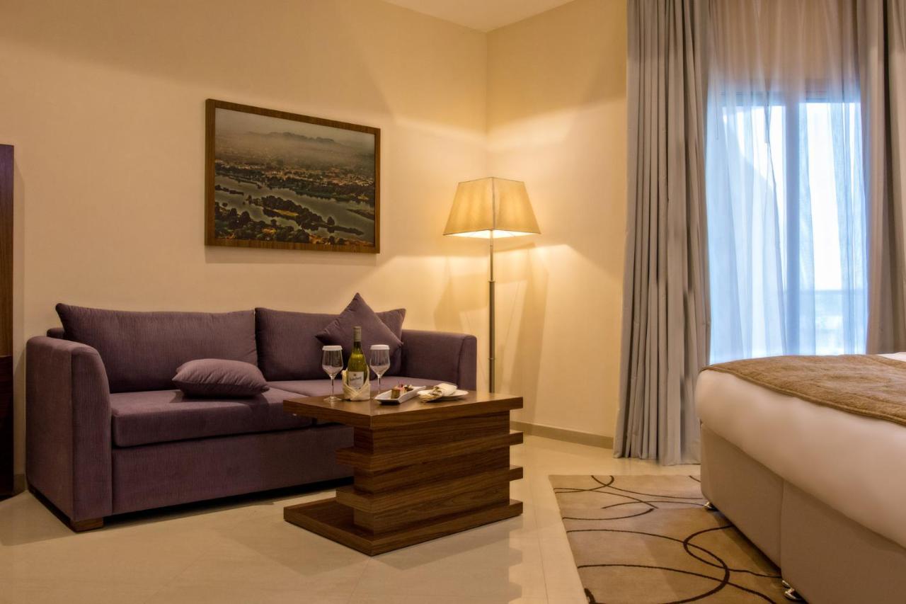 Pyramid Continental Hotel Τζούμπα Εξωτερικό φωτογραφία